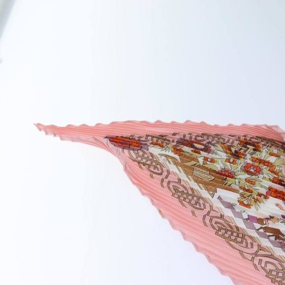 HERMES Carre Pleated Decoupages Scarf Silk Pink Auth hk1221 - Picture 2 of 16
